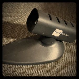 Style house flat iron holder stand